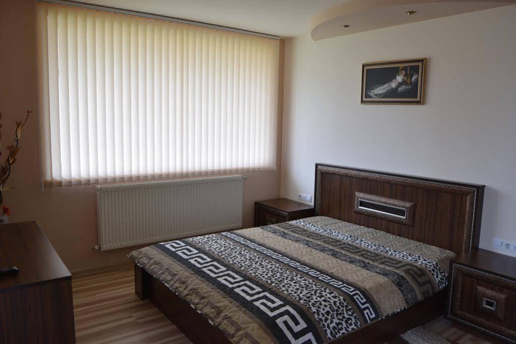 Mariana Apartment Pavel Banya Exterior foto